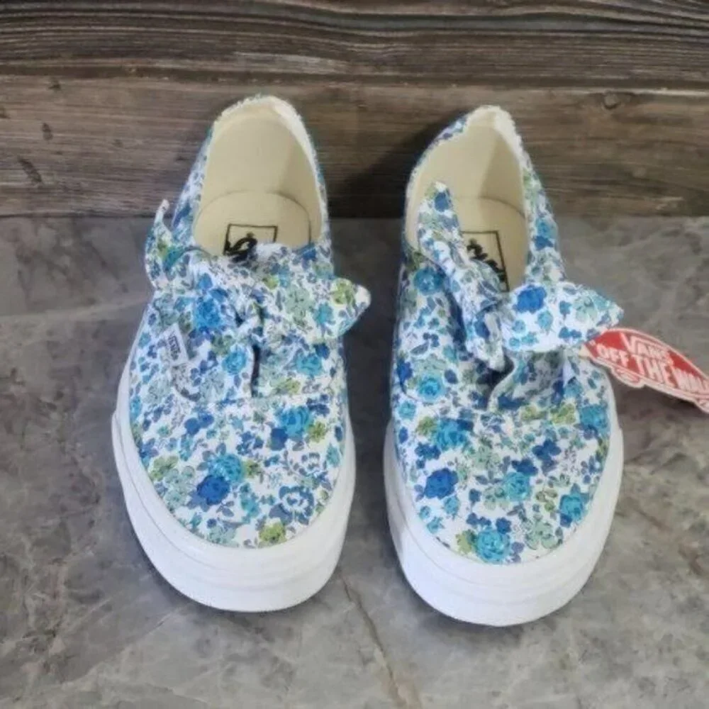 New Vans‎ Authentic Knot Ditsy Floral Blue White Slip On Sneakers - Picture 3 of 9